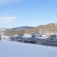 Base Area lodge at Shawnee Mountain Ski Area   View from the Greehouse Slop